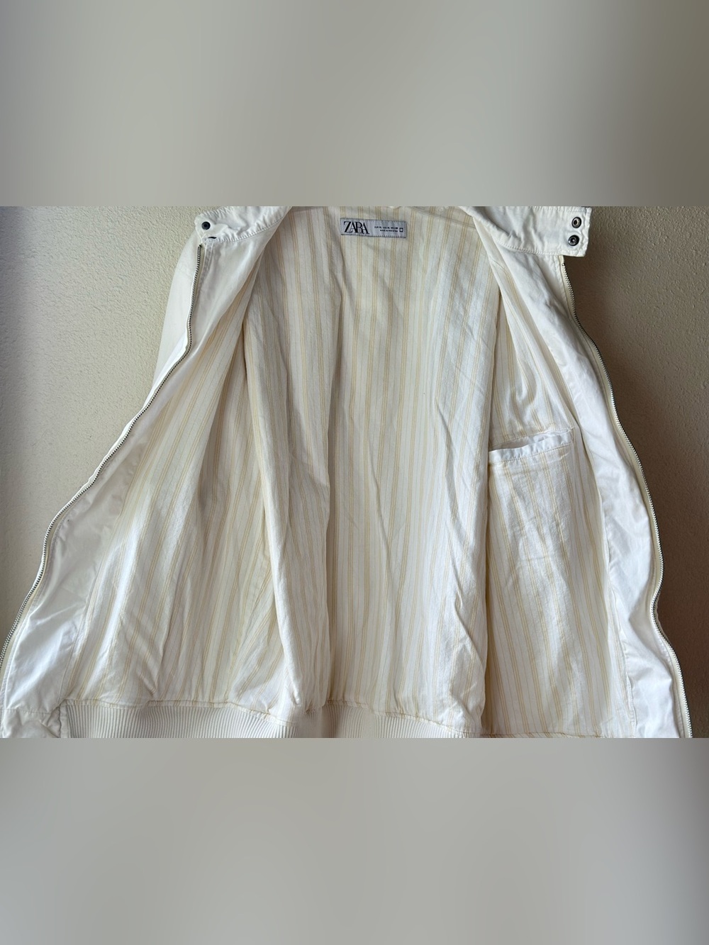 Zara White Bomber Jacket - Picture 5 of 6